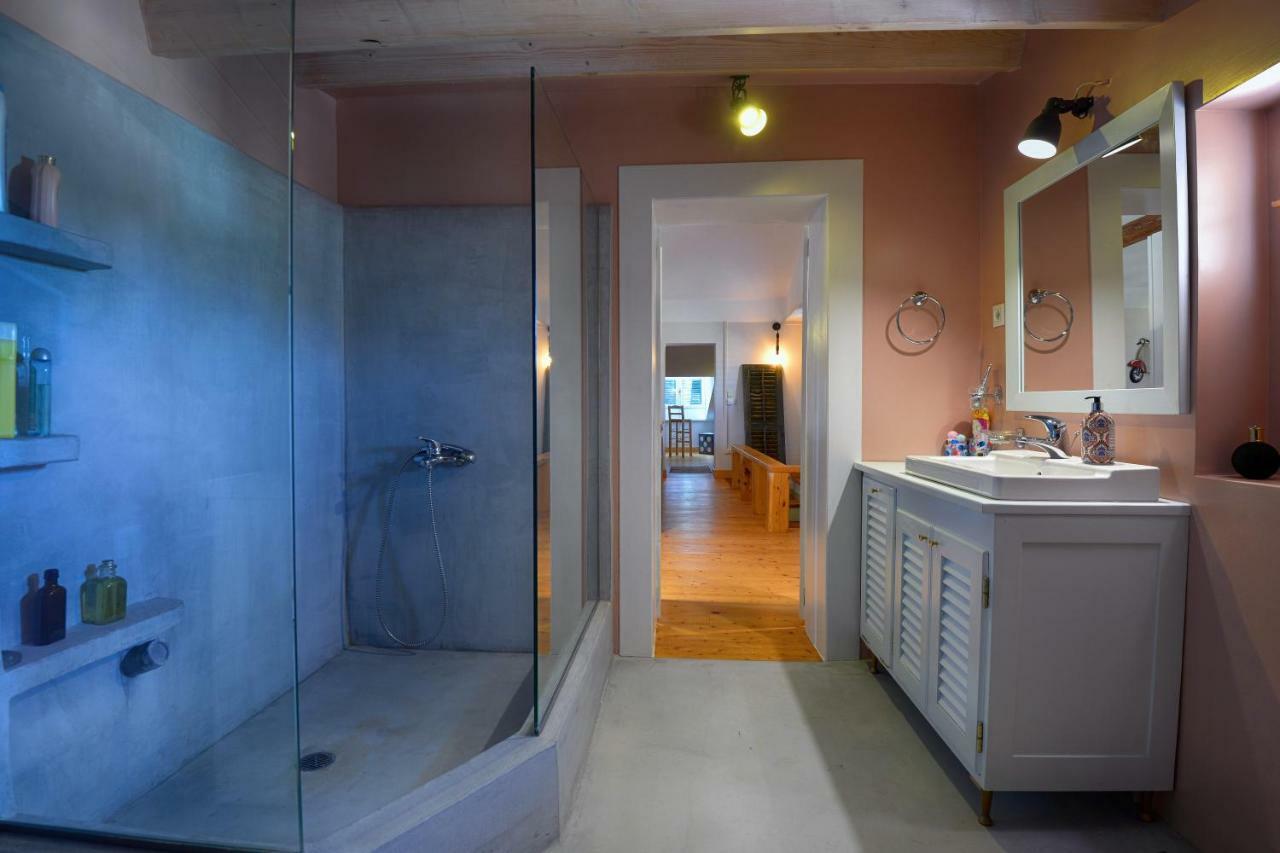 Appartement Kompitsi Mansion *